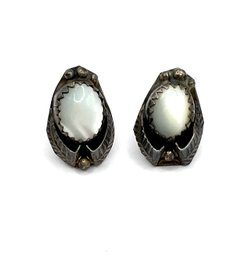 Vintage Native American Sterling Silver Mother Of Pearl Color Earrings