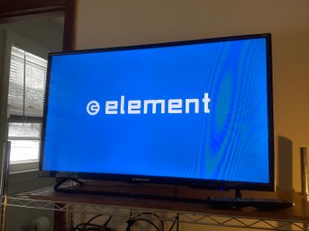 Element Model ELEFW328 TV