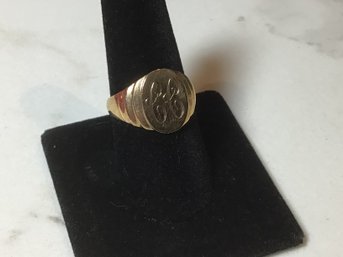 10K Gold Ring Size 9.5