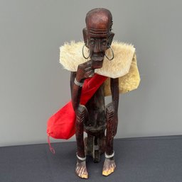 Kenyan Wood Carved Figure Of A Seated Man