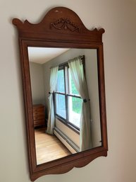 Vintage Colonial Style Wall Mirror. 20.5' X 38'