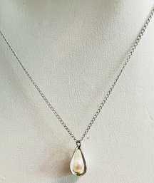 14K WHITE GOLD VINTAGE SIGNED KREMINTZ CAGED WHITE PEARL NECKLACE