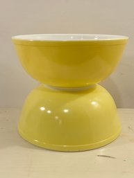 Vintage PYREX Mixing Bowls (2) Lemon Yellow #404