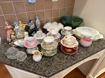 Kitchen Counter 29 Piece Collection Of Miscellaneous Vintage Glass And China See Photos