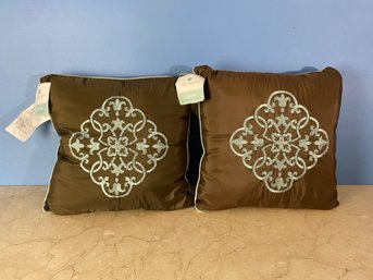 2 Piece Cindy Crawford Style Pillow Set 1 Of 2