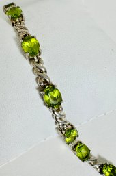 SIGNED SGF STERLING SILVER GREEN GEMSTONE BRACELET