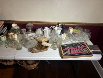 LOT OF MISC GLASS AND CHINA