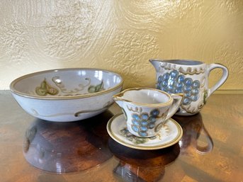 Four Pieces Louisville Pottery Harvest Ware