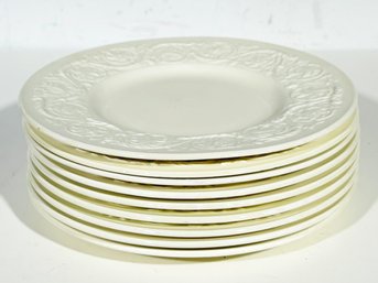 A Set Of 9 Vintage Wedgwood Patrician Dinner Plates