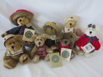 Mixed Lot Of Smaller Size Boyd's Collectible Bears