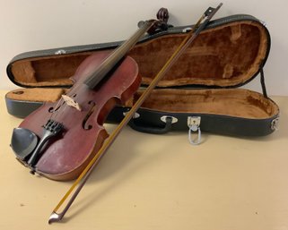 Vintage Violin In Case With Glasser Bow  ~ Antonius Stradivarius Cremonensis Faciebat Anno 1721 ~ (T)