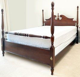 A Cherry Wood Queen Poster Bedstead, Possibly Ethan Allen