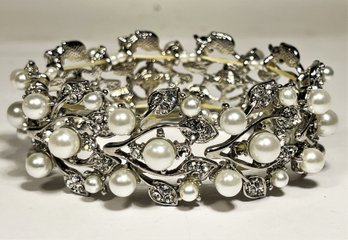 Silver Tone Expandable Faux Pearl Rhinestone Bracellet