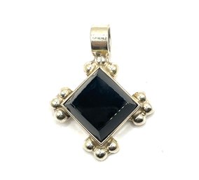 Vintage Mexican Sterling Silver Onyx Color Pendant