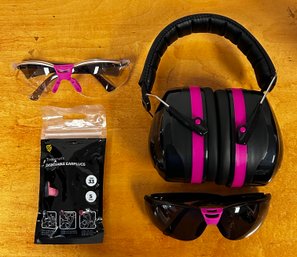 TradeSmarts Pink Shooting Range Headphones Kit And Cooling Towel     TT/D2