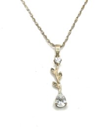 Beautiful Vintage Italian Sterling Silver Twisted Chain And Marcasite Clear Stones Flower Pendant