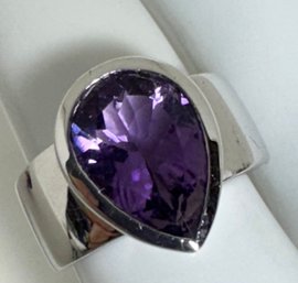 BEAUTIFUL STERLING SILVER PEAR SHAPE AMETHYST RING SIGNED KHR