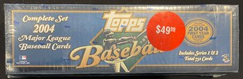 Factory Sealed 2004 Topps Baseball Factory Set (Yadier Molina Rookie)