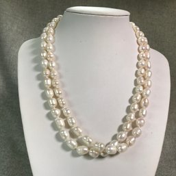 Lovley Brand New Genuine Cultured Baroque Beehive Pearl Necklace - No Clasp - 34' VERY Pretty Neclave !