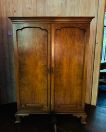 Antique Walnut Wardrobe With Rod & Drawers