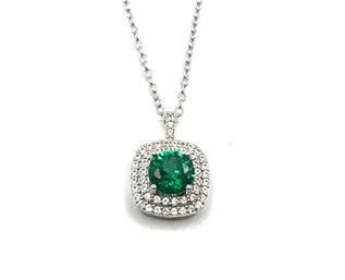 Beautiful Sterling Silver Emerald Color And Clear Stones Necklace