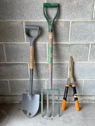 Yard Tool Lot Shovel Digging Fork And Hedge Shears