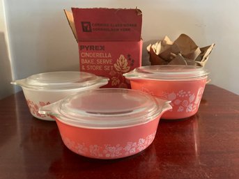 Unused Mid Century Modern, Pyrex Cinderella Bake , Serve And Store Set. No 470-18 WGB. 3 Bowles With Covers.