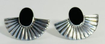 SIGNED ND PRETTY STERLING SILVER ONYX FAN SHAPE CLIP-ON EARRINGS