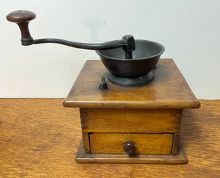 Charming Antique Wood / Metal Coffee Grinder