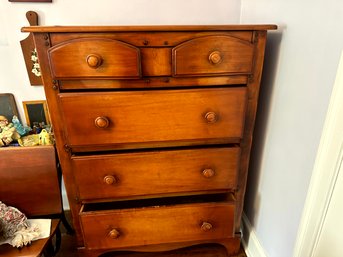 5 Drawer Maple Dresser