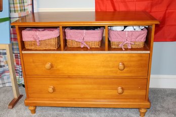 Dresser With 2 Drawers And 3 Baskets 43x19x34