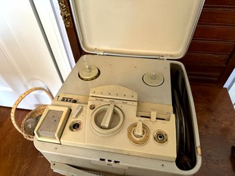 Revere Reel To Reel Tape Recorder