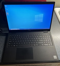 Clean Working DELL LATITUDE 3520 15.6' LAPTOP COMPUTER- Newer And Fully Updated