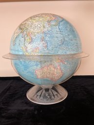 Vintage 1971 National Geographic Globe Lamp