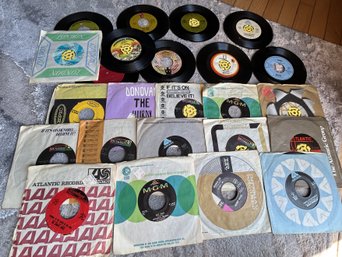 Large Lot Of 24 Vintage Original 45 Records- Three Dog Night, Manilow, Frankenstein, Steppenwolf, And More