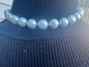 Simulated Silver Pearl Choker Necklace