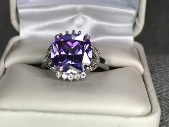 Elegant 925 / Sterling Silver With Rhodium Overlay With Amethyst And White Zircons - Very Pretty Ring !