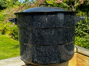 Large Enamel Lobster / Canning Pot