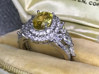 Incredible 925 / Sterling Silver With Sparkling White Zircons And Yellow Topaz Ring - Very Expensive Look