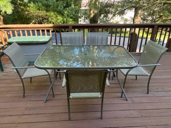 Outdoor Patio Set Metal And Glass Top Table 5' X 38'x 29' H With Five Chairs