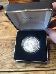 The Danby Mint Her Majesty Queen Elizabeth II Silver Commemorative Coin.   Lot 8