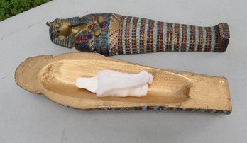 Ceramic Egyptian Sarcophagus With A Mummy Inside!