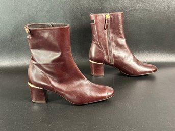 A Pair Of Cordovan Leather Ankle Boots Made In Spain By Delman, Women's 8