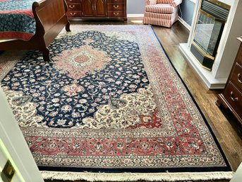 Beautiful 13.75 X 10 Hand Knotted Wool Area Rug