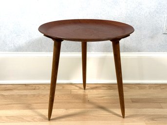 An Authentic Mid-Century Danish Modern Side Table In Teak With Tray Top, Made In Denmark