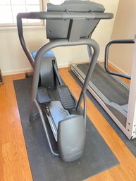 Precor EFX 5.17i Elliptical Cross-Trainer