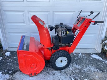 Simplicity 24' 8hpSnow Thrower