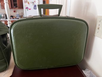 Vintage 70's Era American Tourister Avocado Green Travel Luggage Duo