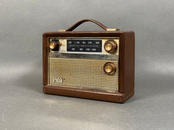 Vintage Mid-Century Arvin Transistor Radio, Model 61R58