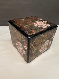 Japanese Bento Box 3 Tier 7.5x7.5x7'